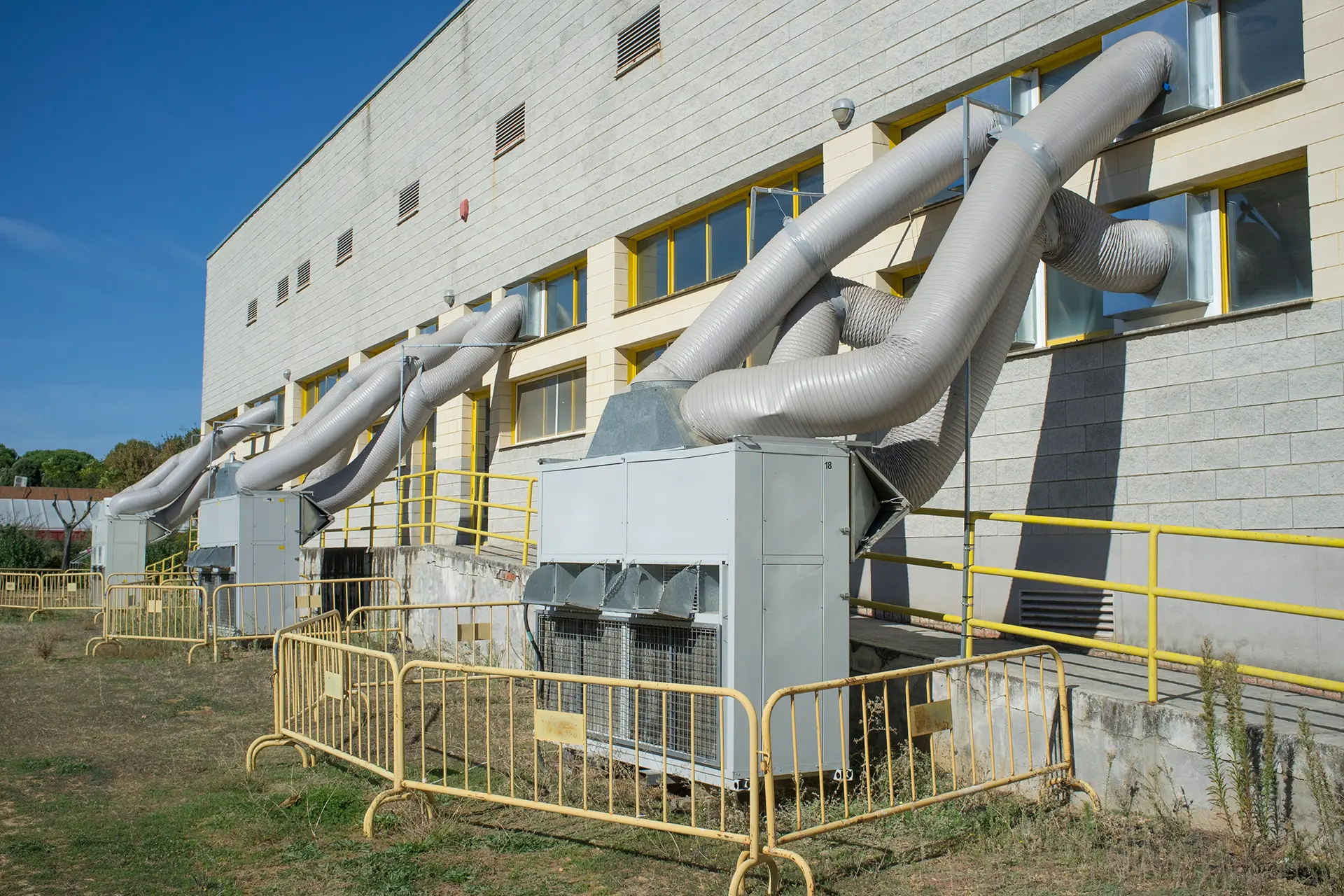 Noleggio rooftop: la soluzione compatta per climatizzare grandi spazi